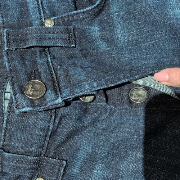 William Rast Dark Wash Denim button fly Jeans size 32 like new - Picture 3 of 11